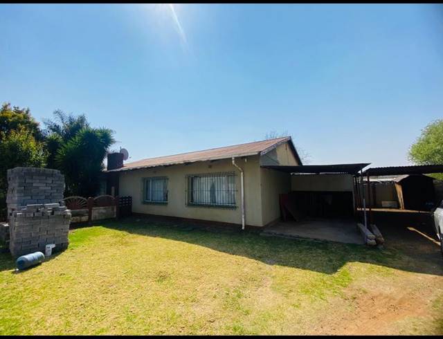 3 BEDROOM HOUSE FOR SALE IN ELSBURG